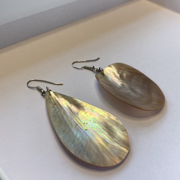 Abalone shell earrings - Picture 5 of 5